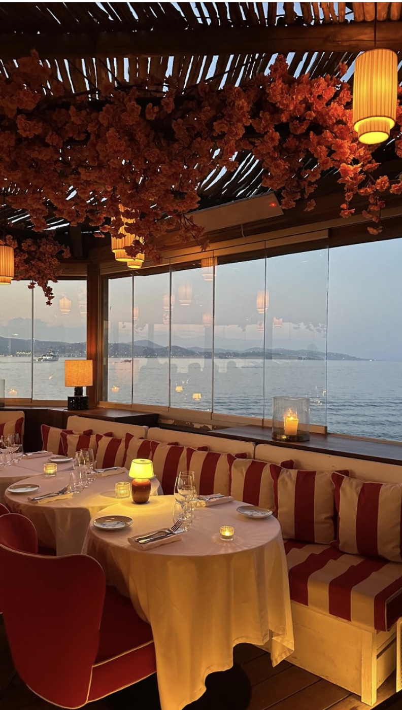 Restaurant vue mer